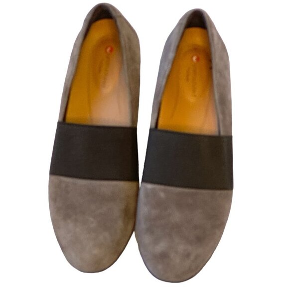 Clarks Un Blush Lo Loafers Women's Slip-On Suede Flats Grey Suede Size 7.5 - Picture 1 of 8